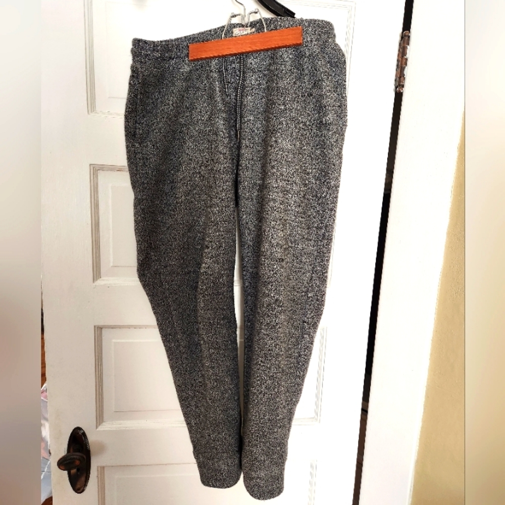 Faherty sweat pants